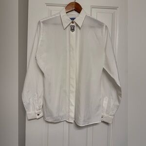 Pendleton Women’s Vintage White Long Sleeve  w/ Crest Embroidery 80s/90s sz 12